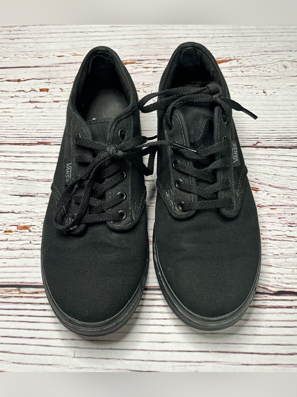 Vans Atwood Solid Black Sneaker